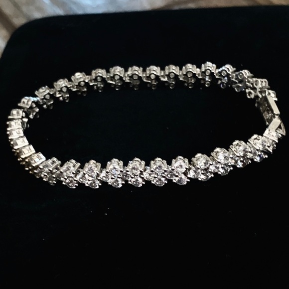 NEW White Gold CZ Tennis Bracelet NEW NWT - Picture 3 of 9